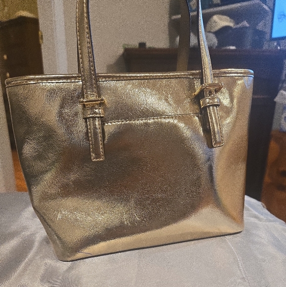 NWT  Gold Michael Kors Handbag - Picture 6 of 10